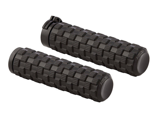Air Trax Handgrips - Black. Fits H-D with Throttle Cable.