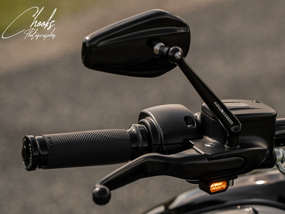 Hand Levers - Black. Fits Softail 2018-2024