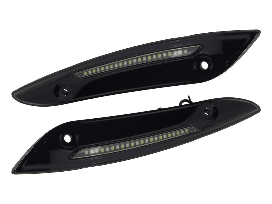 LED Dynamic Windshield Trim - Smoke Lens, Black Housing. With Sequential Amber Turn, White Run. Fits Road Glide 2015-2023