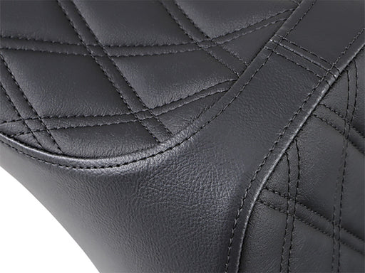 Predator 3 Dual Seat with Black Double Diamond Lattice Stitch. Fits Softail Deluxe 2018-2020, Slim 2018-2021, Standard 2020-2024 & Street Bob & Heritage Classic 2018up