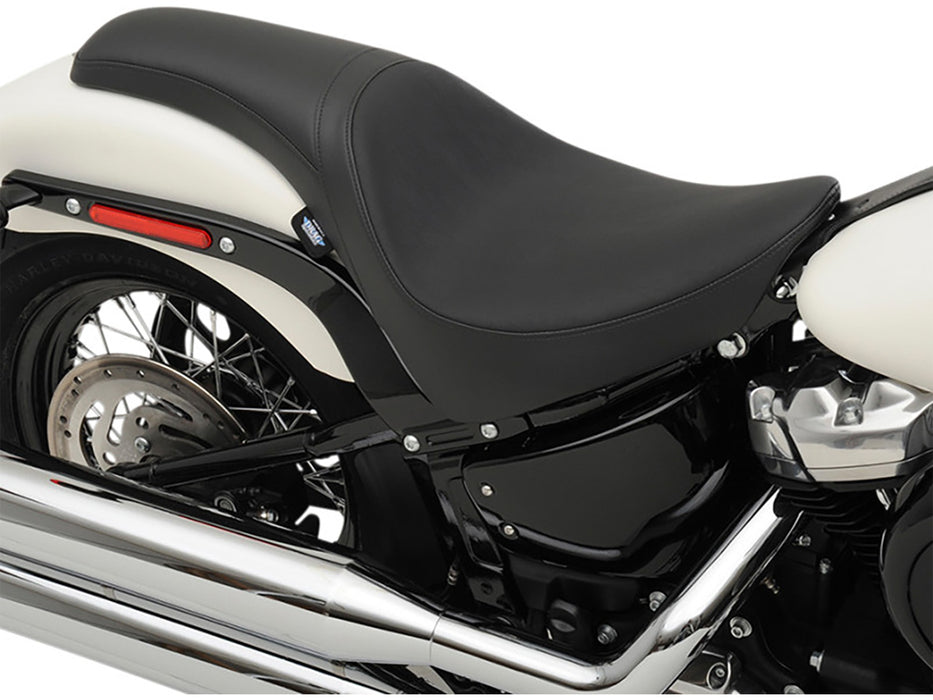 Predator Dual Seat - Smooth Solar Leather Black. Fits Softail Deluxe 2018-2020, Slim 2018-2021, Standard 2020-2024 & Street Bob & Heritage Classic 2018up