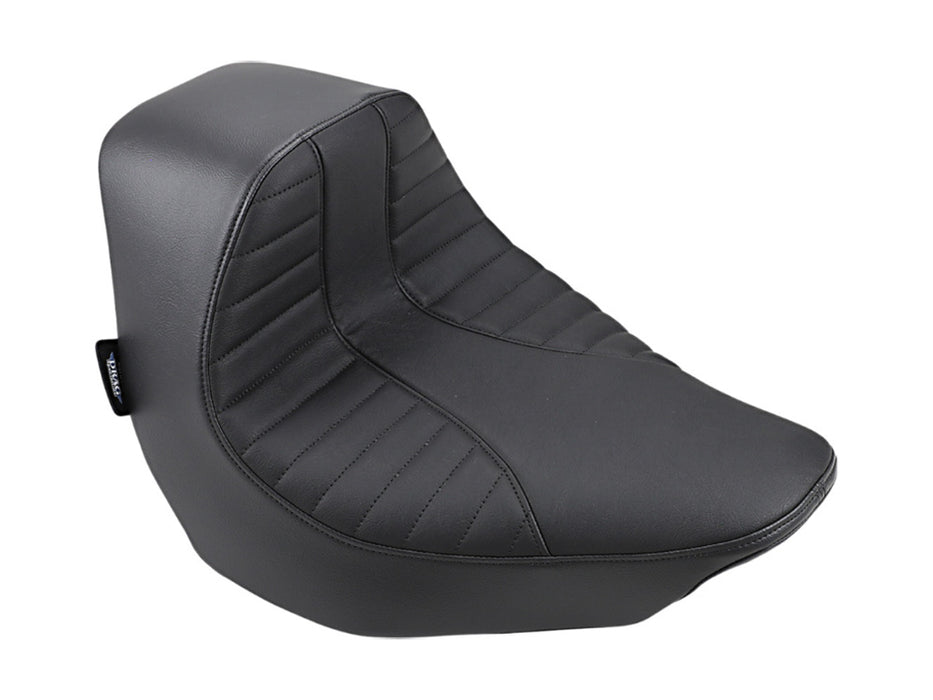 Ez Solo Seat with Black Scorpion Stitch. Fits Fatboy 2018up & Breakout 2023up