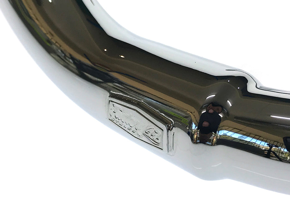 16in. x 1-1/2in. Assault Handlebar - Chrome. Fits Ultra Models 1996-2024 and Street Glide 1996-2023