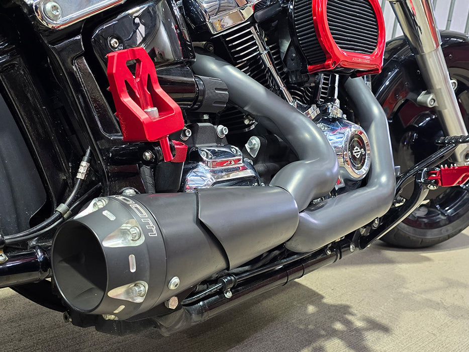 American Outlaw Shorty 2-into-1 Exhaust - Black with Black End Cap. Fits Softail 2018up.