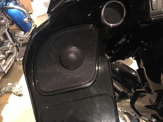Wild Boar, 400 Watt Amp x 2 Speaker Kit. Fits Road Glide 2015-2023