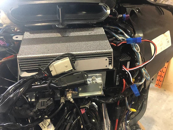 Wild Boar, 400 Watt Amp x 2 Speaker Kit. Fits Street Glide 2014-2023