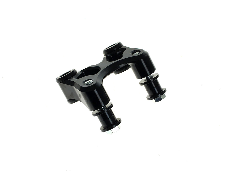 SDC Dagger Pullback Plate - Black. Fits Softail 2018up