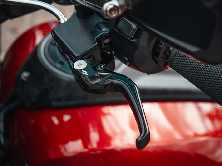 Talon Adjustable Levers - Black. Fits CVO Touring 2023up & Street Glide & Road Glide 2024up