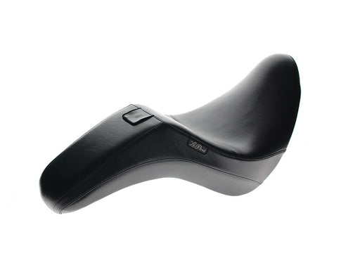 Outcast Dual Seat with Backrest. Fits Softail 2006-2017 with 200 OEM Rear Tyre.