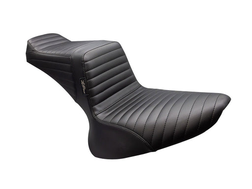 TailWhip Dual Seat - Pleated. Fits Softail 2000-2017 with 130 or 150 OEM Rear Tyre.