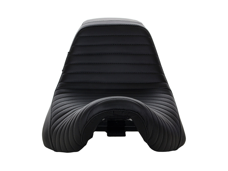 KickFlip Dual Seat with Pleated Stitch. Fits Fatboy 2018up & Breakout 2023up