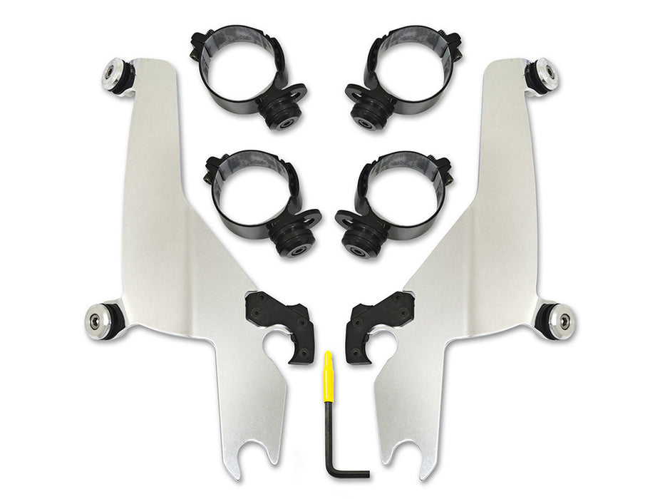 Polished Sportshield Trigger-Lock Mounting Hardware. Fits Street Bob & Low Rider 2018up & Mid-Glide Dyna 2006-2017.
