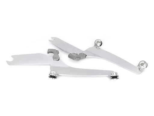 Windshield Mount Kit. Fits Yamaha V-Star XVS650 & 1100 Classic Models 1998up.