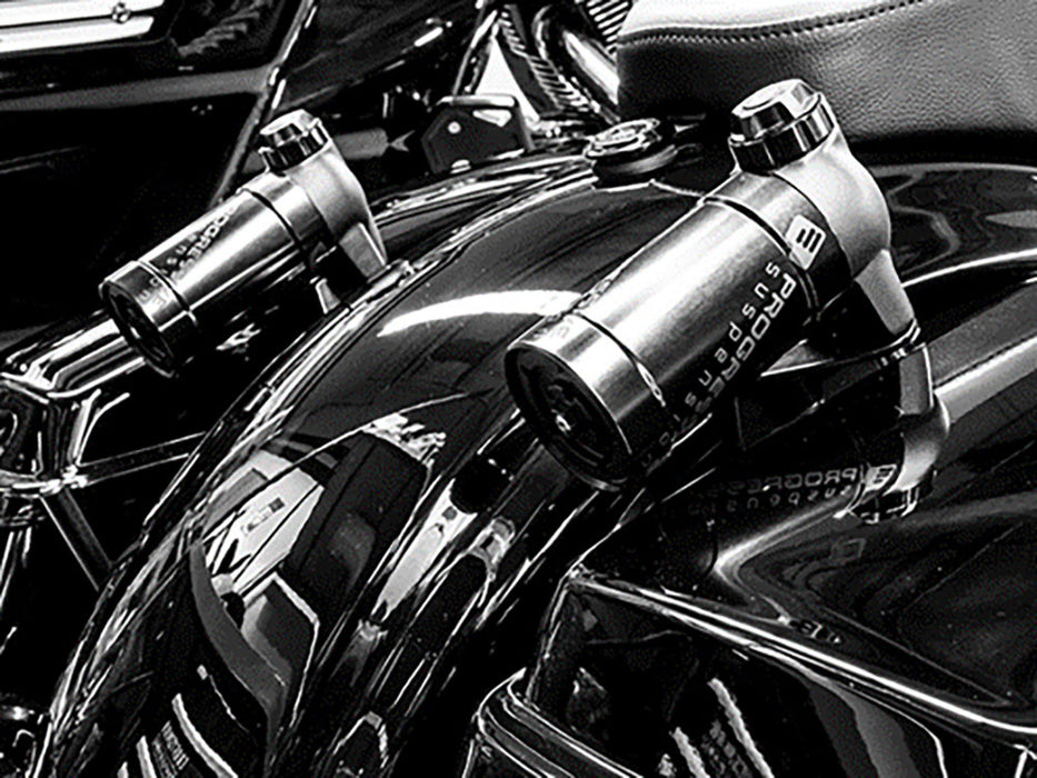Remote Reservoir External Top Mounting Bracket Kit. Fits Touring 2014up.