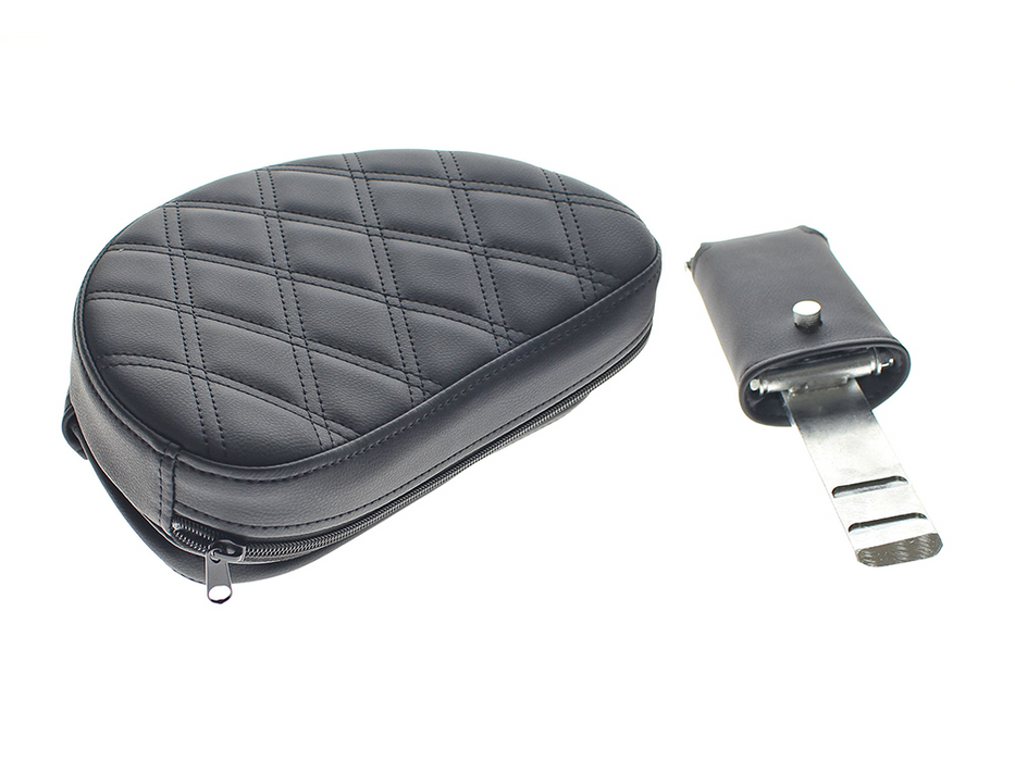 SADDLEMEN - Explorer LS Dual Seat With Backrest & with Black Double Diamond Lattice Stitch. Fits Softail Deluxe & Heritage 2006-2017