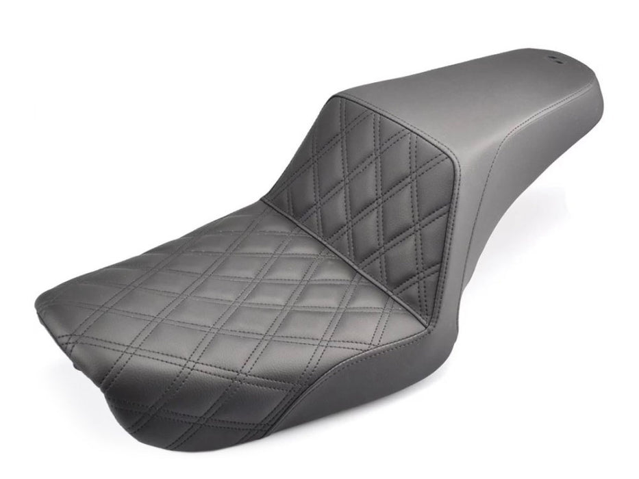 SADDLEMEN Step-Up LS Dual Seat With Black Double Diamond Lattice Stitch. Fits Dyna 2004-2005