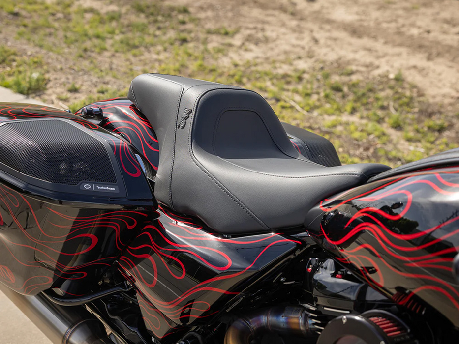 SADDLEMEN Thrashin X Saddlemen Step-Up Smooth. Fits CVO Touring 2023up, Street Glide & Road Glide 2024up, Touring 2025up