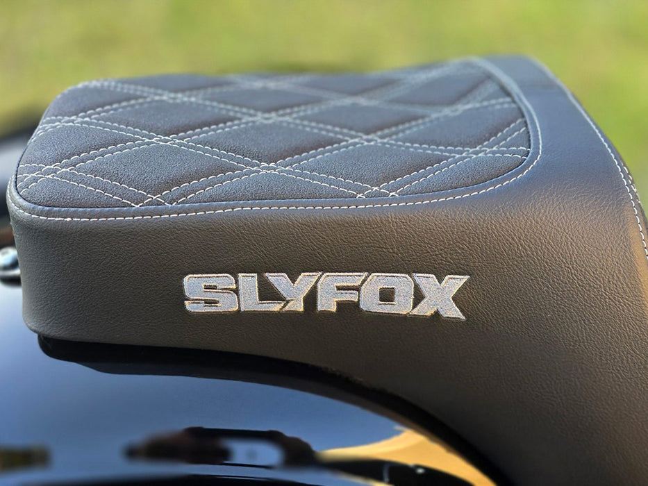 Highnoon Dual Seat with Grey Double Diamond Stitch. Fits Sport Glide & Low Rider 2018up, Low Rider S 2020up & Low Rider ST 2022up