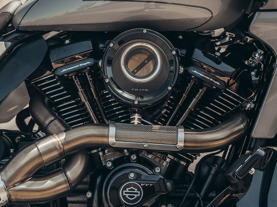 Assault Clear Air Cleaner Kit - Gloss Black. Fits CVO Touring 2023up, Street Glide & Road Glide 2024up, Touring 2025up & Softail 2025up