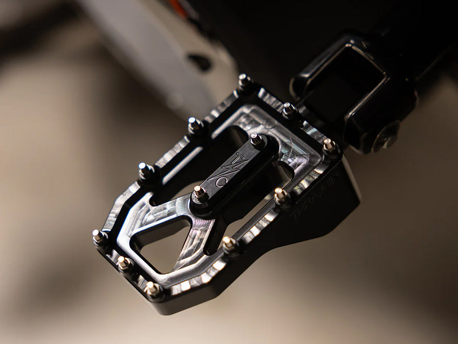 Aggressor Footpegs - Black. Fits Softail 2018up Rear Passenger