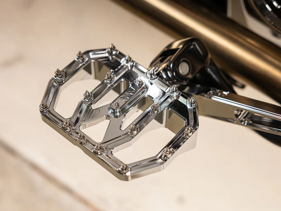 Thrashin Supply - Aggressor Mini Floorboards – Chrome