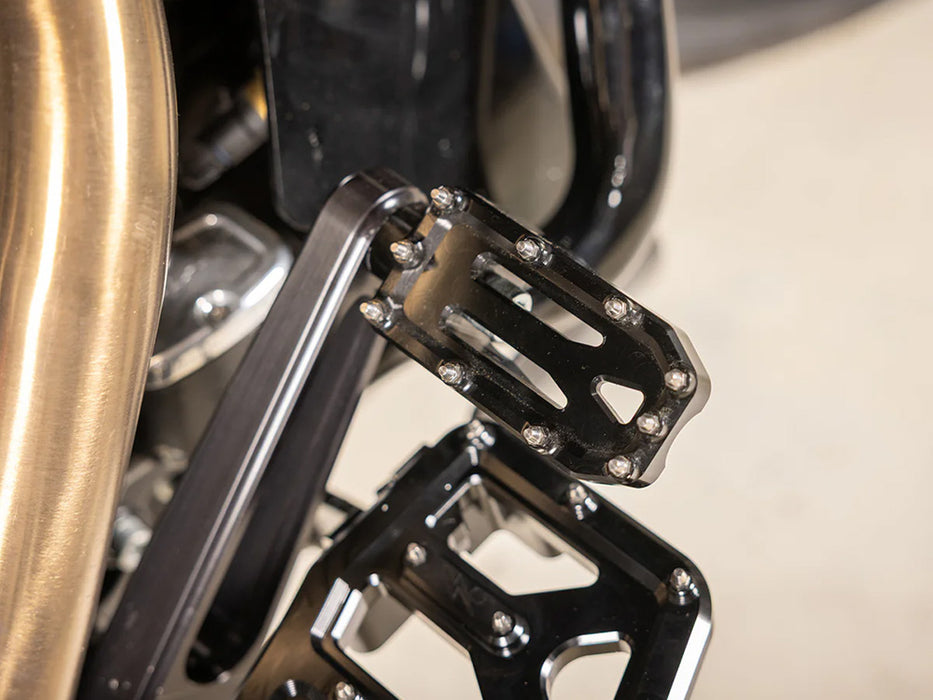 Aggressor Brake Arm Pedal - Black. Touring 2014up (Using Thrashin Brake Arms)