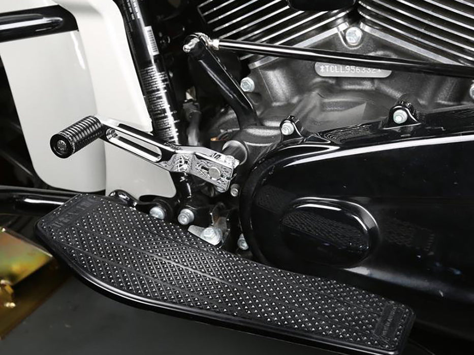 Billet Shift Lever - Chrome. 1in. Shorter Length. Fits Touring 1983up, Trike 2008up, FXR 1982-1994 & FL Softail 1986-2017.