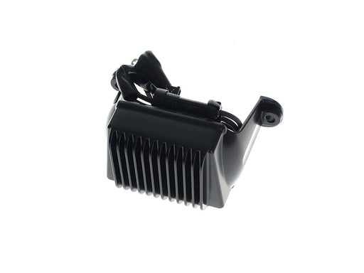 Regulator - Black. Fits Touring 2004-2005
